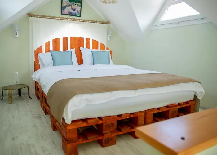 Landhuis Gadura Kir Evleri