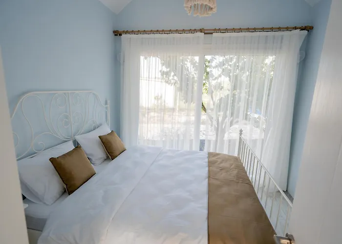 Gadura Kir Evleri * Urla